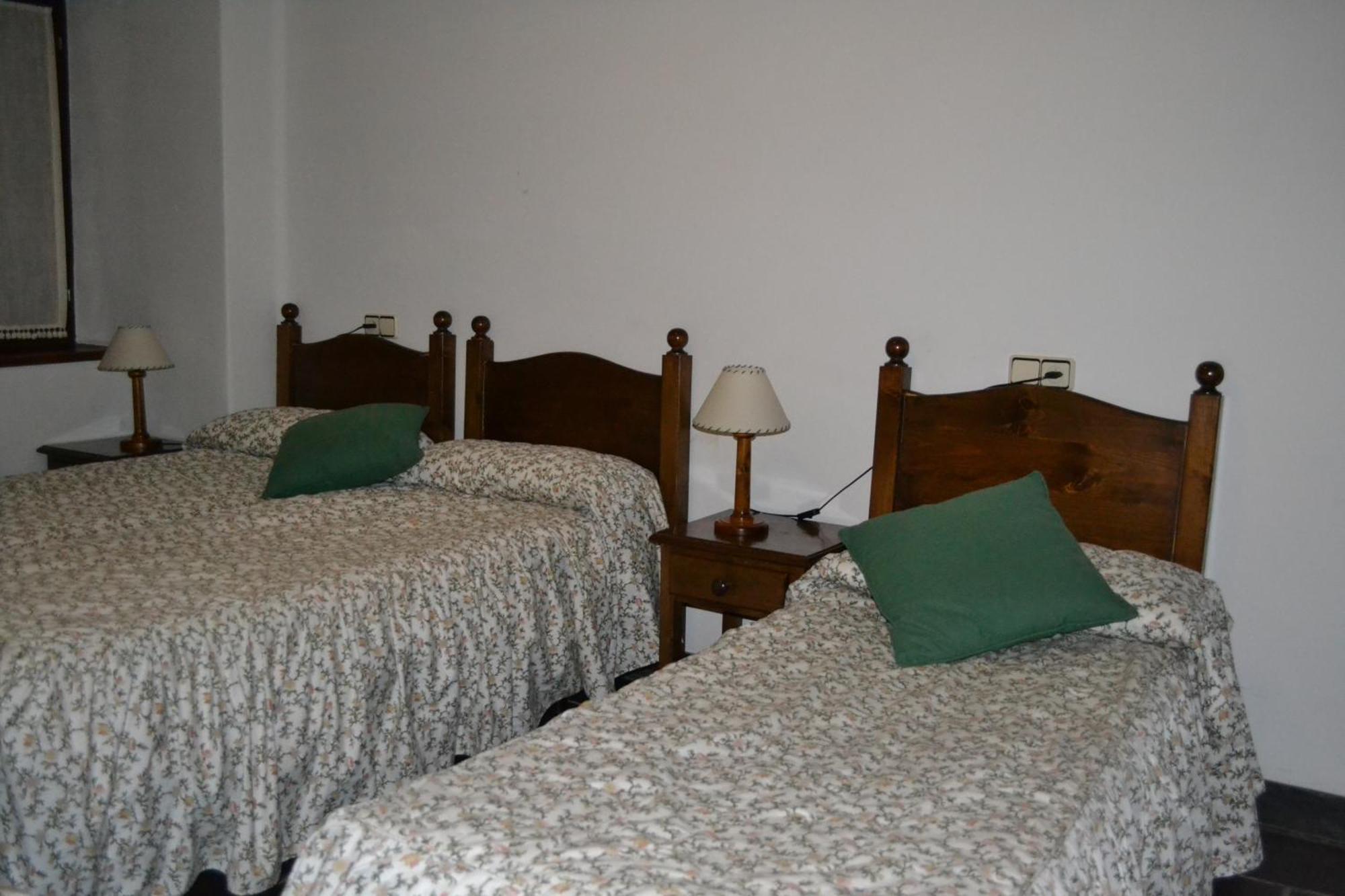 Apartamentos Linsoles Eriste Zewnętrze zdjęcie
